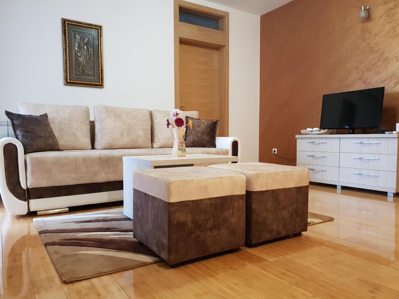 Apartman Kej Free Parking Kraljevo Dış mekan fotoğraf